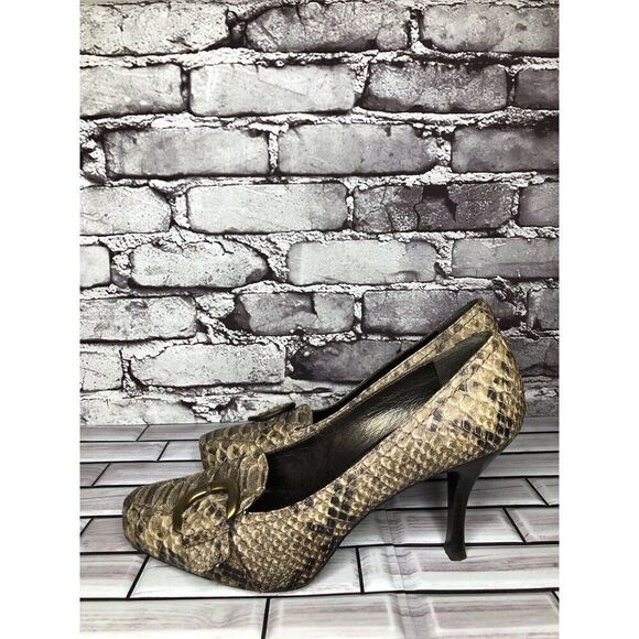 Stuart Weitzman Brown Taupe Leather Python Square Toe Buckle Heels Women Sz 8.5M - Picture 11 of 16